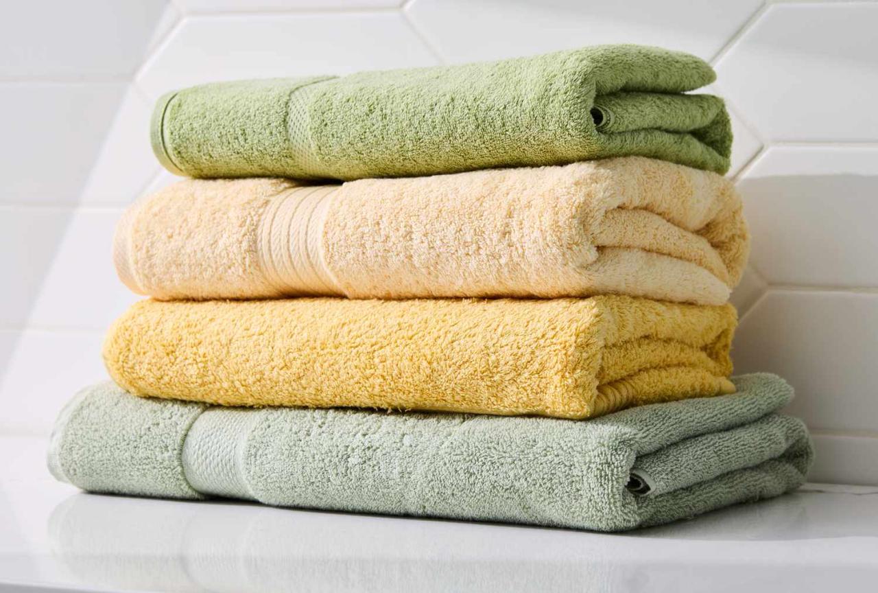 What Should You Do With Old Towels? 5 Genius Ways to Repurpose Them
